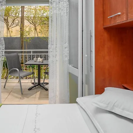 Apartment Juric Podstrana